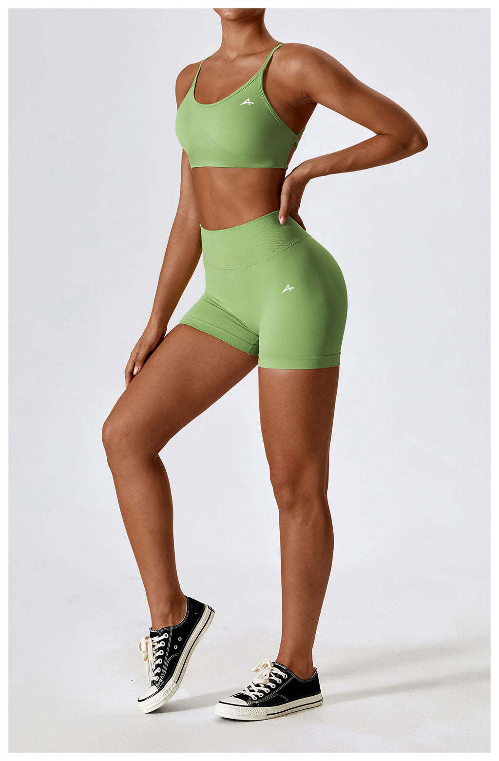 Essentials Seamless Bra - Green