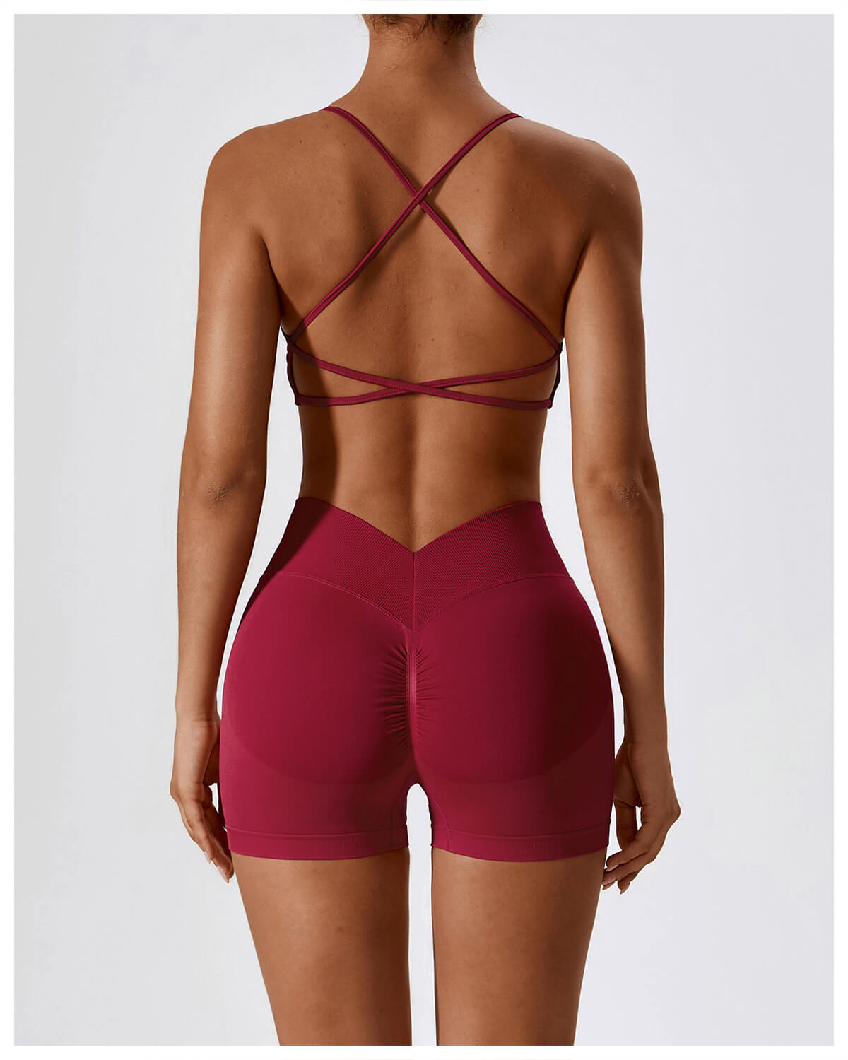Essentials Seamless Short - Cherry