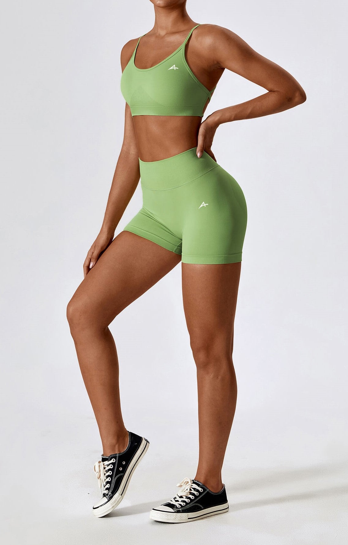 Essentials Seamless Bra - Green