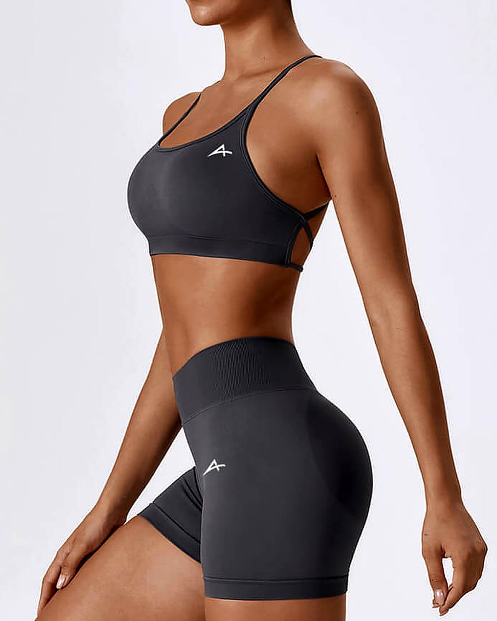 Essentials Seamless Short - GREY