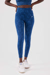 Girl wearing legacy scrunch bum leggings in blue front