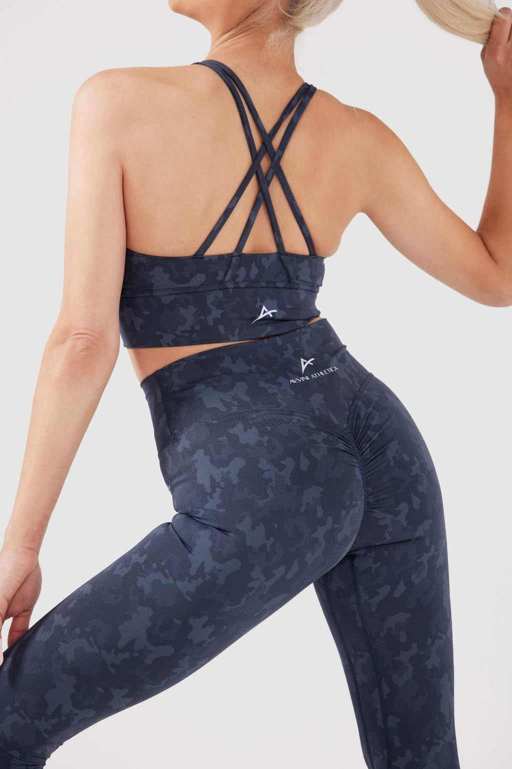 Back girl wearing legacy scrunch bum set in charcoal