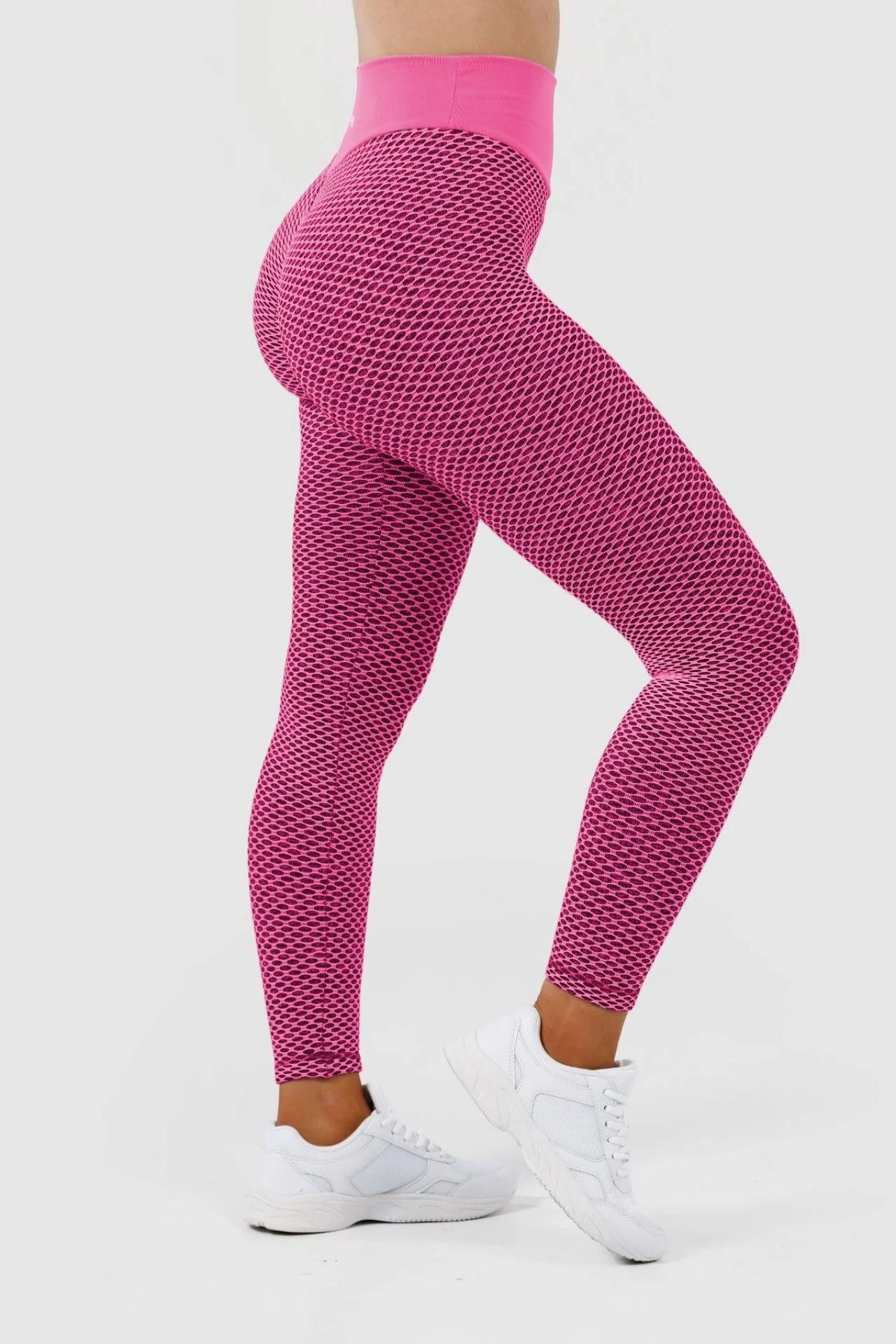 side view girl wearing pink luna scrunch bum leggings
