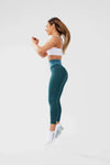 girl waring teal luna scrunch bum leggings