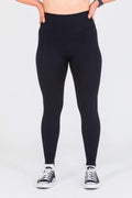 LUNA X SEAMLESS SCRUNCH BUM LEGGINGS - BLACK - Avvini Athletica