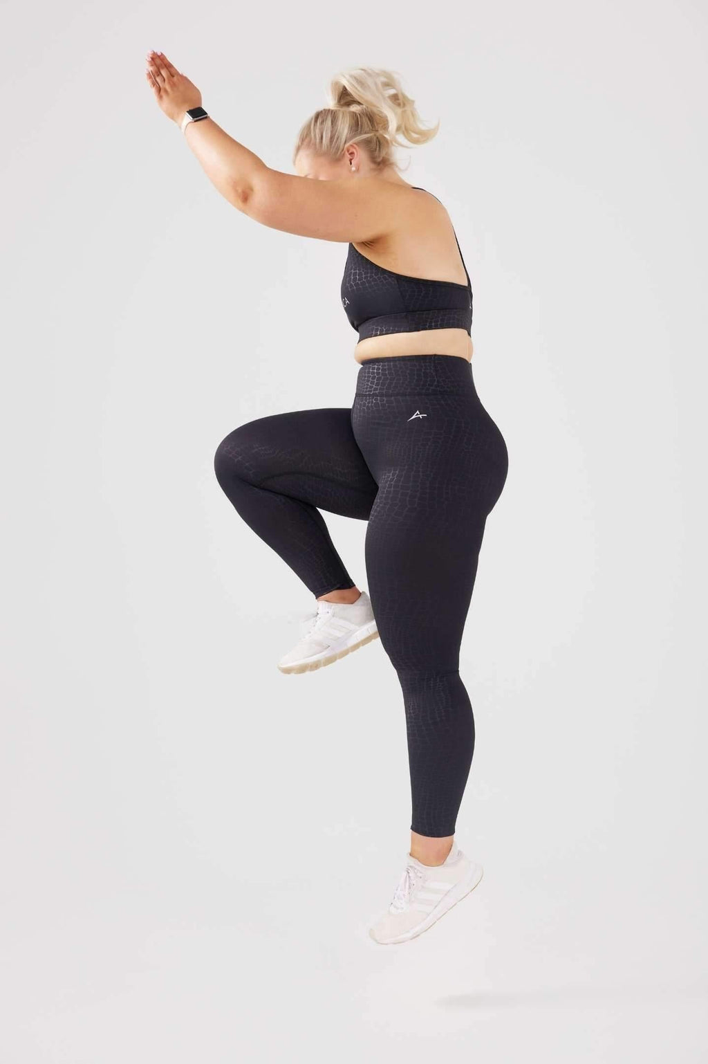 LUXE SNAKE PRINT LEGGINGS - Avvini Athletica